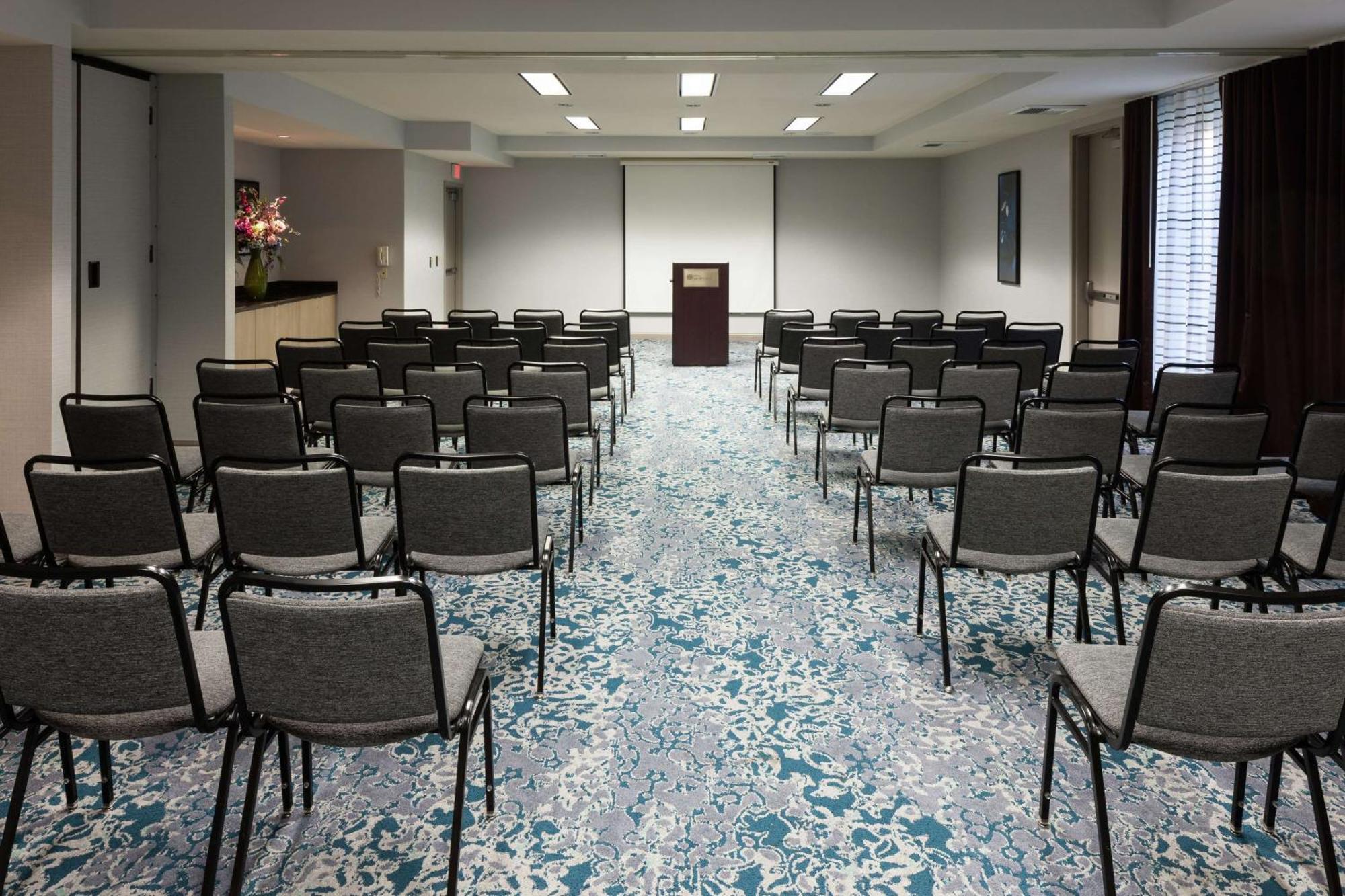 Hilton Garden Inn Sacramento/South Natomas מראה חיצוני תמונה